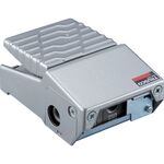 ＴＲＵＳＣＯ　足踏み切替え弁　ロック付き　ポート４